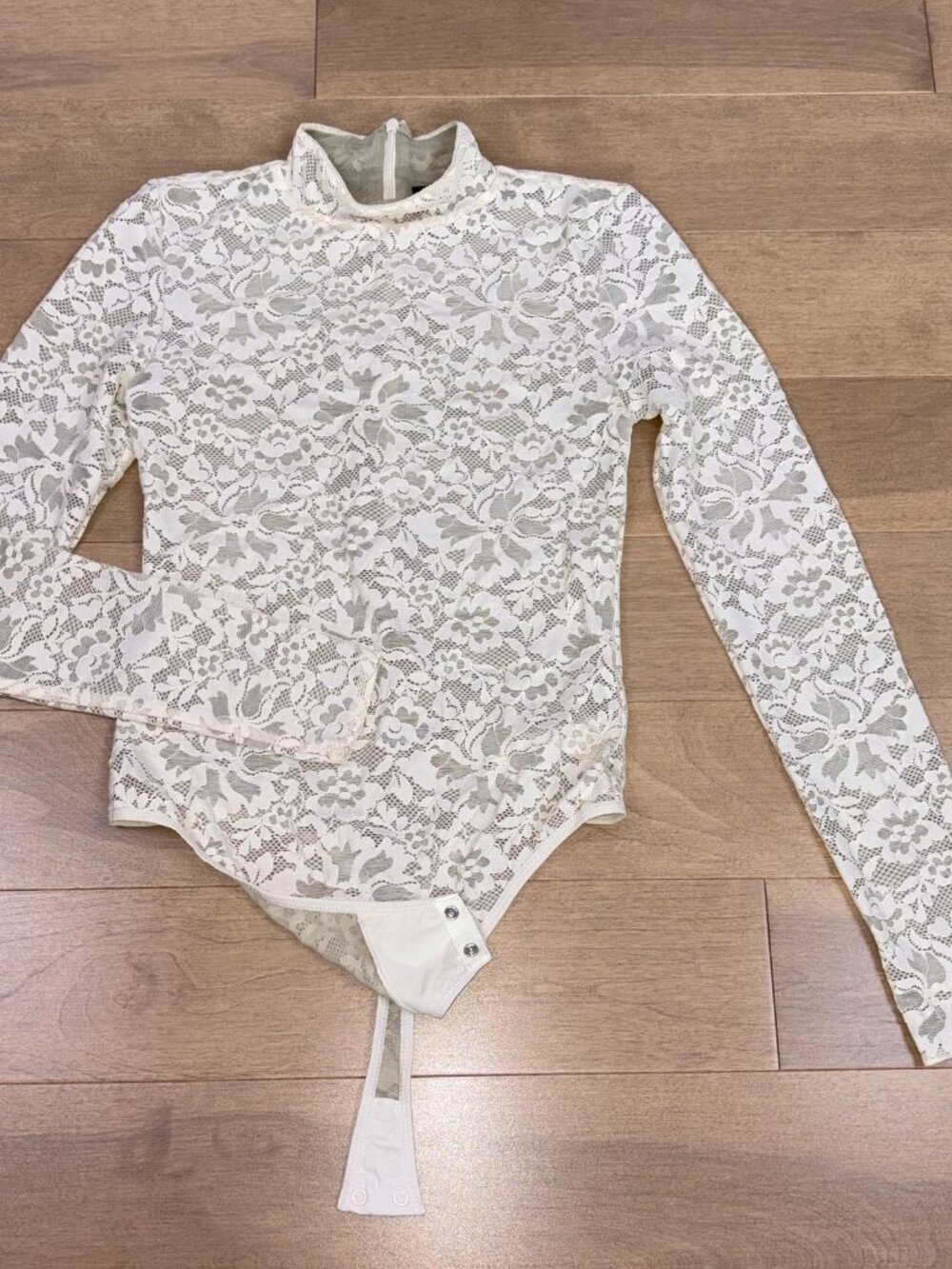 ARITZIA TEN BY BABATON women's lace bodysuit XS